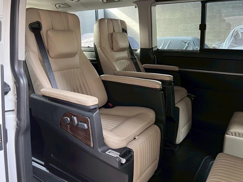 Volkswagen Caravelle 4