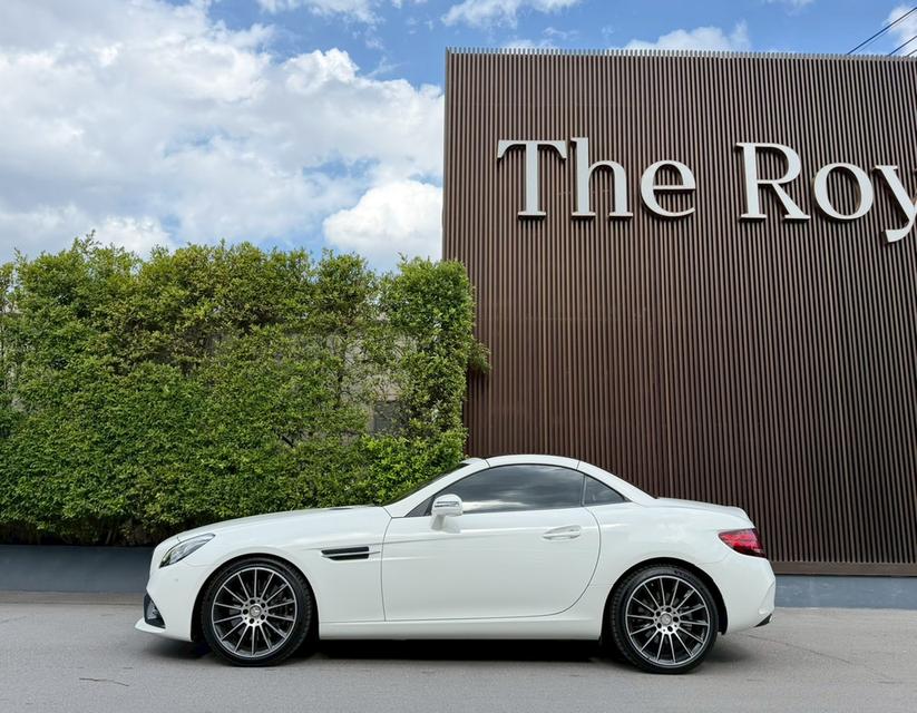 MERCEDES-BENZ SLC300 2.0 AMG DYNAMIC ROADSTER R172 2016 สีขาว ไมล์น้อยสุด รูปที่ 5