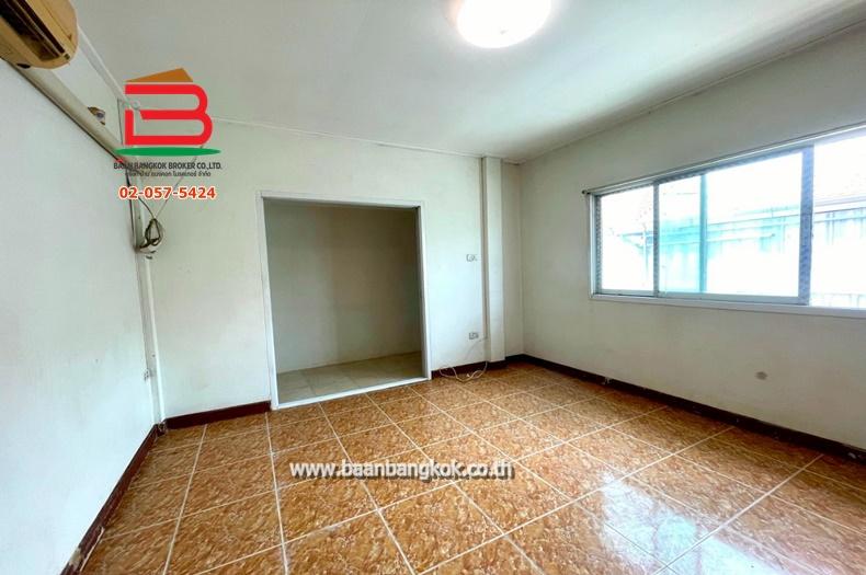 บ้านเดี่ยว หมู่บ้าน พรพิมาน คลอง5 เนื้อที่ 63 ตรว. ถ.รังสิต-นครนายก ต.รังสิต อ.ธัญบุรี จ.ปทุมธานี 11