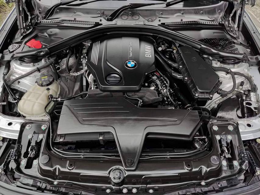 BMW 320d GT Sport 2.0 ปี2017 4