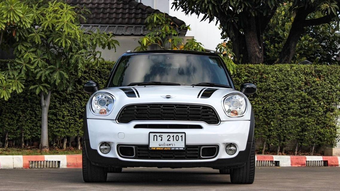 MINI COOPER S 4WD TOP Countryman All 4 ปี 2013 (โฉม ปี10-ปัจจุบัน) เคริ่องยนต์เบนซิน สีขาว - ดำ 5 ประตู ไมล์เพียง 133,877 Km.