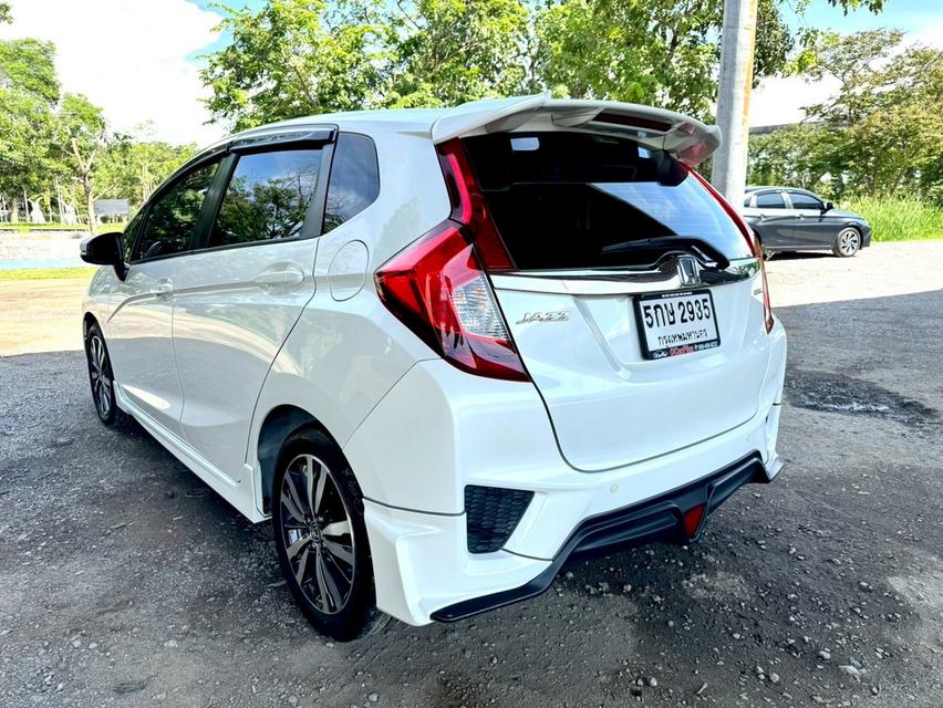 Honda jazz 1.5SV ปี 2017 รถบ้าน สภาพสวย ไม่เคยชน ไม่เคยติดแก๊ส 5