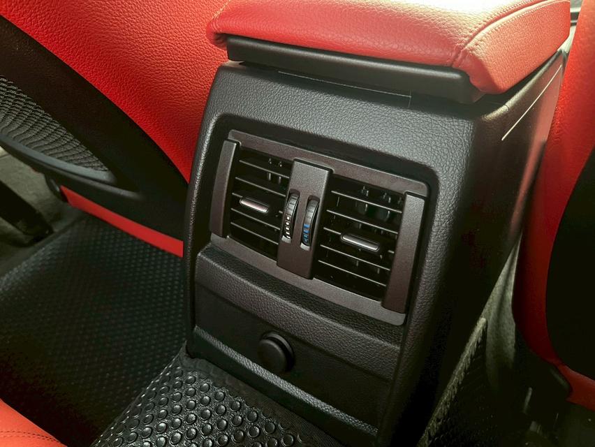 รถเข้าใหม่! BMW 420i Coupe M-Sport ปี 2015 สีขาว 18