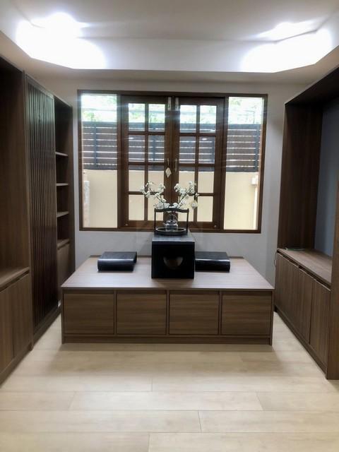 ให้เช่าทาวน์เฮ้าส์ 2 ชั้น หมู่บ้านอยู่เจริญ29 ซอยรัชดา 18 รีโนเวทสไตล์ Modern Chinese ย่านห้วยขวาง ใกล้ MRT ห้วยขวาง 5