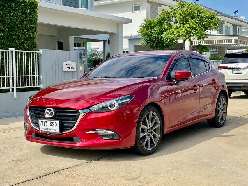 mazda  Mazda 3 2.0 S Sport (mnc) ปีจดทะเบียน 2018
