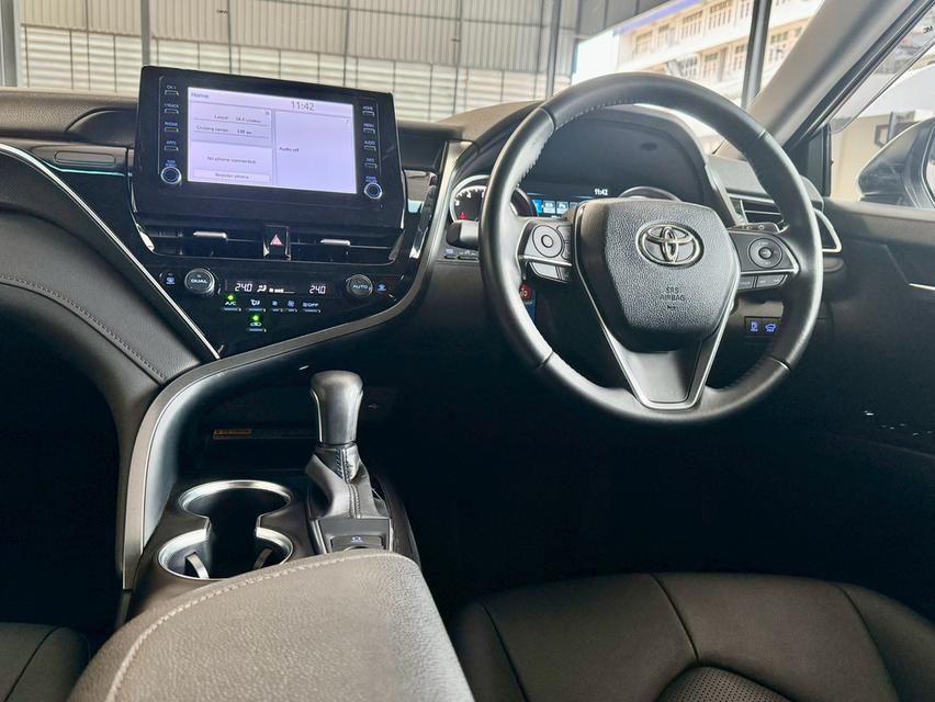2023 Toyota Camry 2.5 sport เบนซิน ไมล์ 10,000 km.  18
