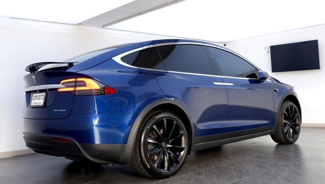 Tesla Model X มือสอง 2