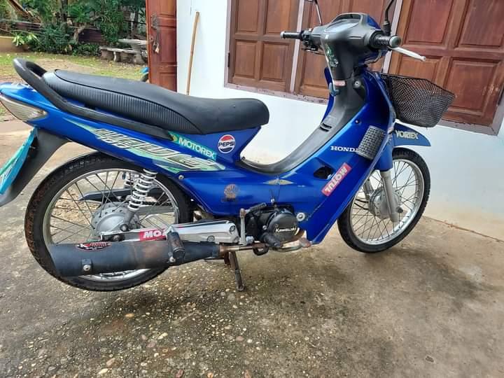 Honda wave 100สีน้ำเงิน 2