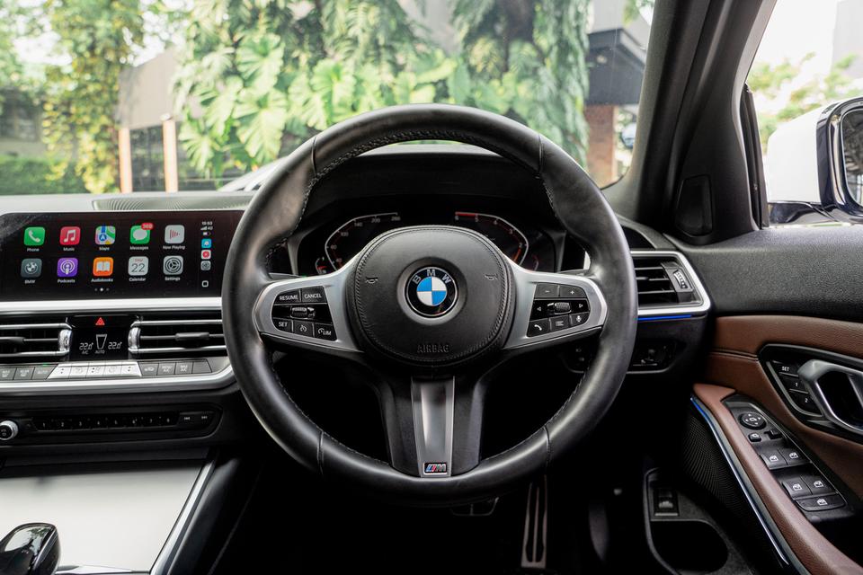 BMW 320d M Sport โฉม G20 ปี 2020 📌𝐁𝐌𝐖 𝟑𝟐𝟎𝐝 ดีเซลเข้าใหม่! วิ่งน้อย พร้อม 𝐁𝐒𝐈 & 𝐖𝐚𝐫𝐫𝐚𝐧𝐭𝐲 ศูนย์ 👍🏼