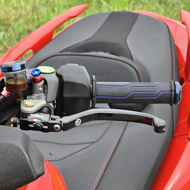 Xmax 3,900฿ 19