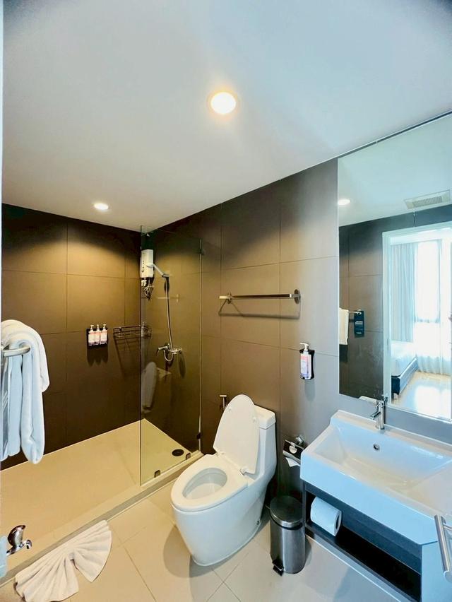 Estella Ekkamai Condo For Sale 3