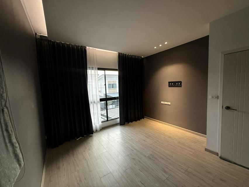 ขาย/ให้เช่า ด่วนน‼️ เจ้าของปล่อยเองบ้านสวย ตกแต่งทั้งหลัง เดินทางสะดวก ติดมอเตอร์เวย์ 1