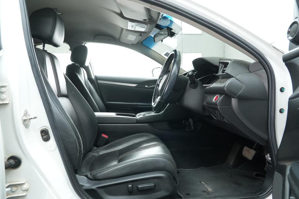 2020 HONDA CIVIC FC 1.8 EL i-VTEC สีขาว เลขไมล์แท้ 84751 กม. 14