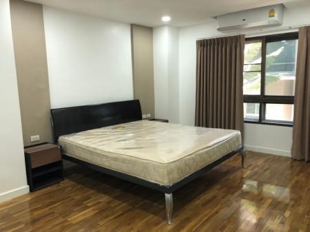 ให้เช่า คอนโด Soi Ruamruedeeบ้าน เพลินจิต 96 ตรม. ชั้น2 2ห้องนอน 2ห้องน้ำ ใกล้btsเพลินจิต