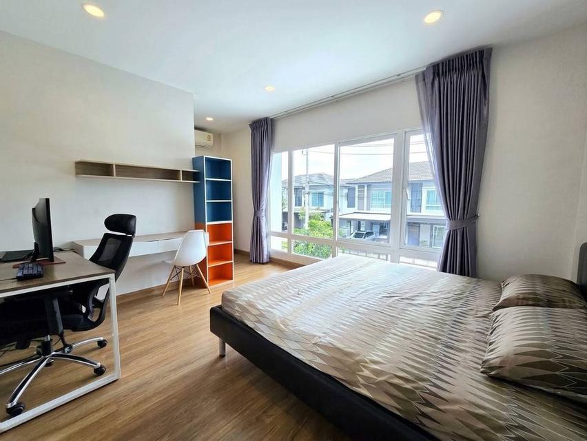 บ้านเดี่ยว 2 ชั้น มบ.เซนโทร วัชรพล ตกแต่งฟรีเฟอร์ พร้อมอยู่ น้ำไม่เคยท่วม 16