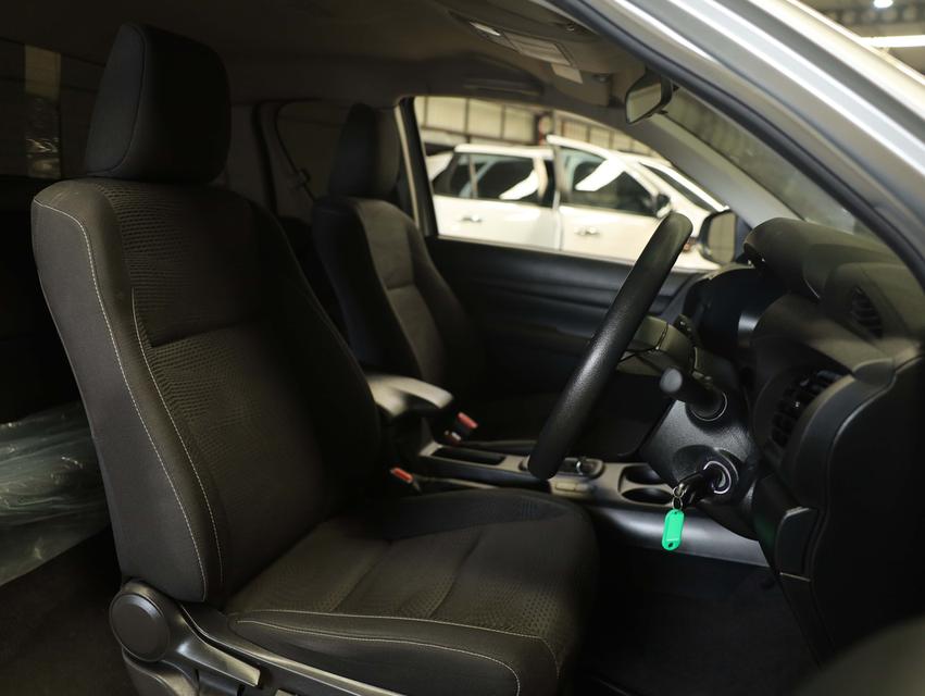 2025 Toyota HILUX REVO 2.4 Smart Cab Z Edition Entry Pickup AT รูปที่ 14