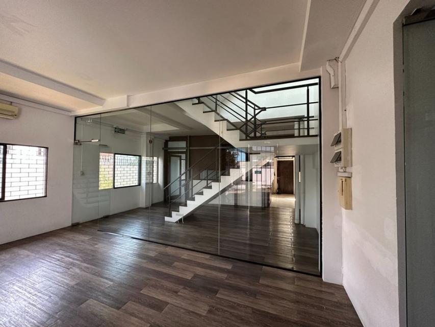 ปล่อยเช่าโกดัง-โรงงาน พร้อมอาคารสำนักงาน ซอยสุขุมวิท 101 ใกล้ BTS ปุณณวิถี 3