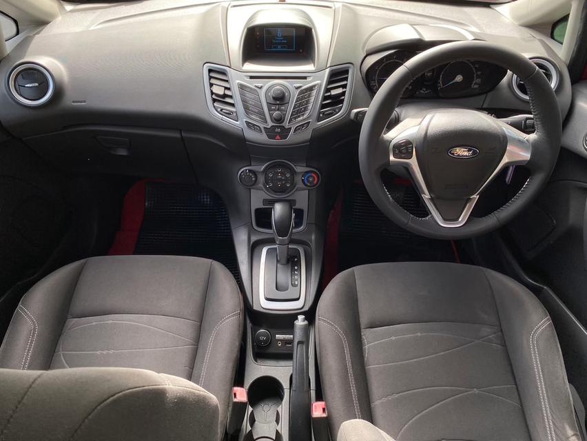 Ford Fiesta  รุ่น  Trend เกียร์อัตโนมัติ เครื่อง1.5cc.เบนซิน ปี2011 คะ   6