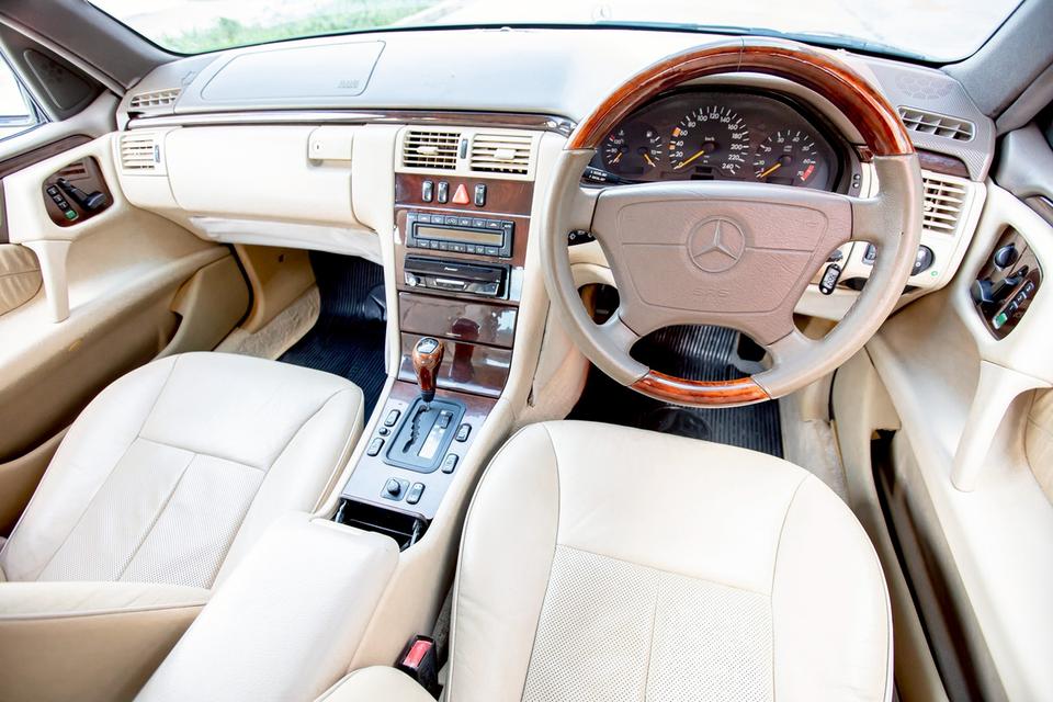 Benz E230 ปี1997 สวยสภาพดี  11