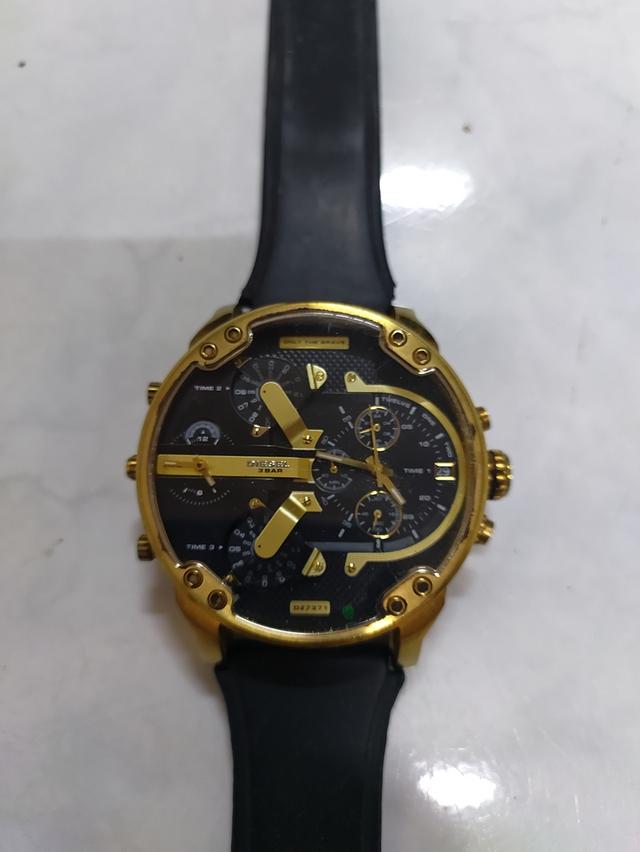 Diesel Mr.Daddy 2.0 Gold & Black Dial Mens Watch