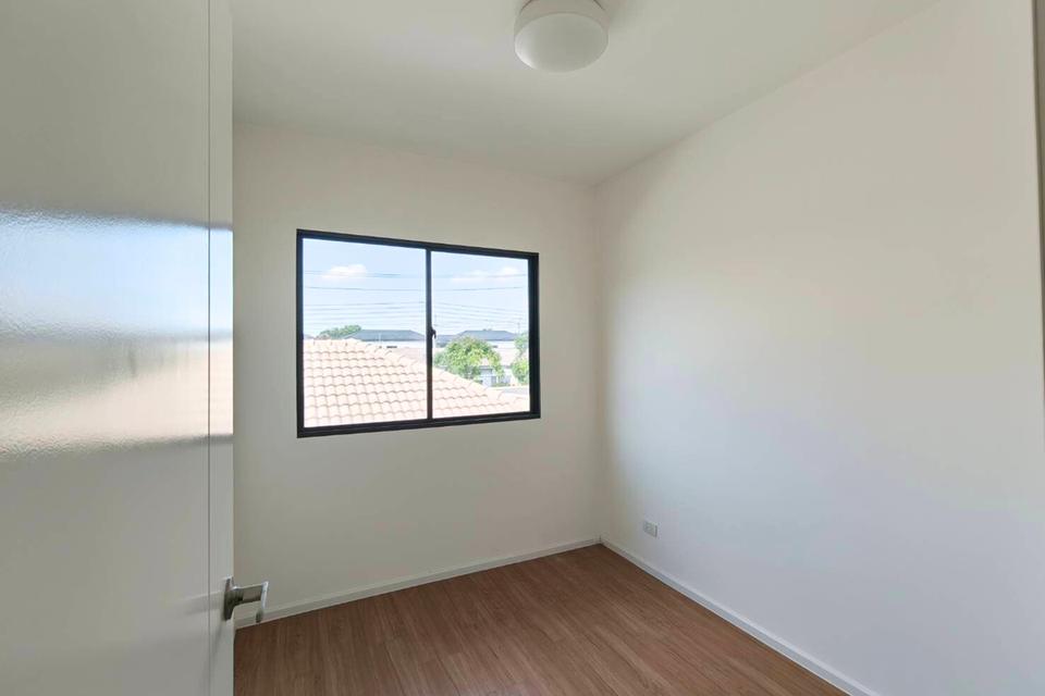 ทาวน์เฮ้าส์ พลีโน่ รังสิตคลอง4 11