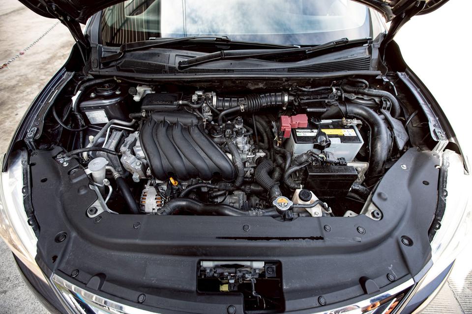 Nissan Sylphy 1.6S ปี 2013 เกียร์ออโต้ สีเทา มือเดียวป้ายแดง 12