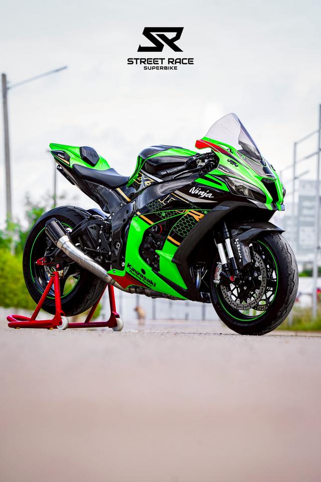 Ninja ZX-10R ปี 2021 ฝาแดง ลายรังผึ้ง ท่อแต่งเสียงโหด 💨 สายซิ่ง-สายสนามห้ามพลาด! 16