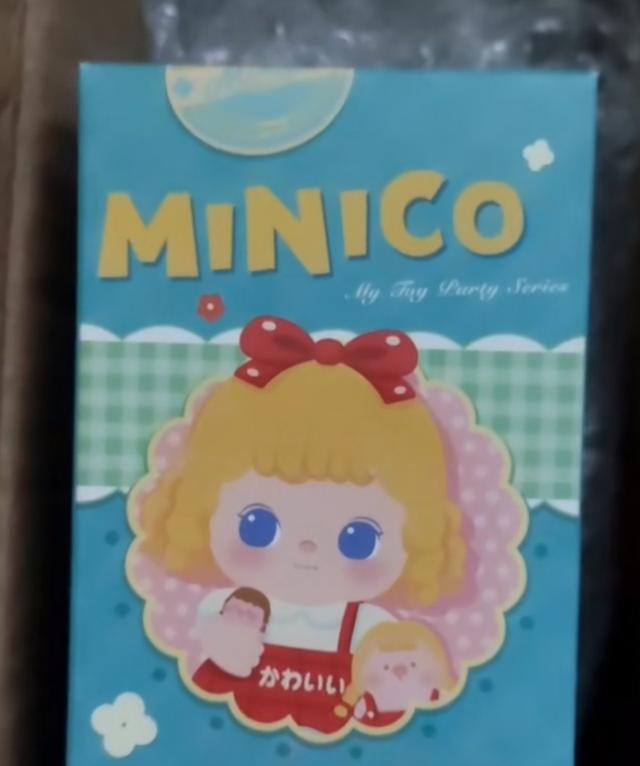 ฟิกเกอร์ POP MART Minico 2