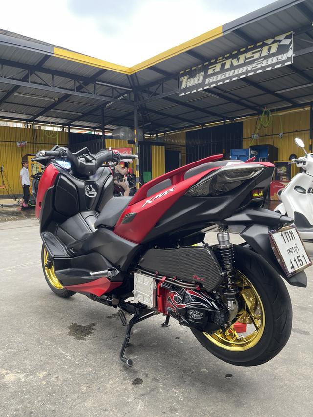 Xmax300