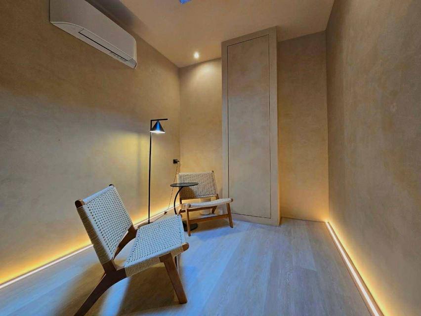 Newly built luxury pool villa for sale in the heart of Pattaya. 8