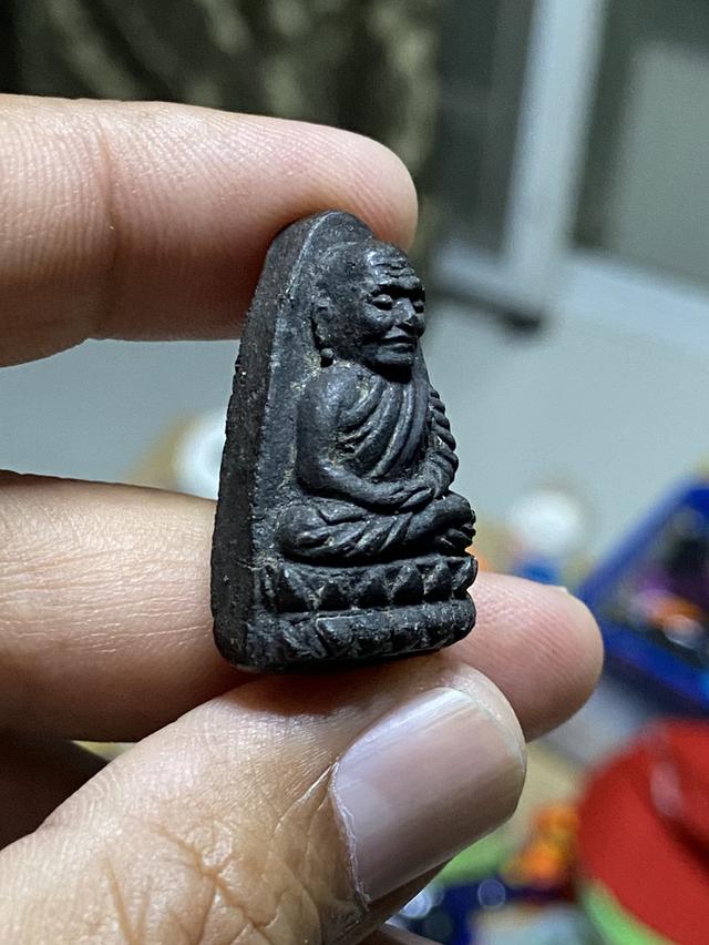 หลวงปู่ทวด เนื้อว่าน24 วัดช้างให้ รูปย่อยที่ 3
