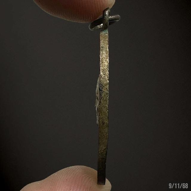 เหรียญหลวงพ่อคง วัดบางกะพ้อม ปี 2484 ชนมายุ77ปี อัมพวา สมุทรสาคร 3