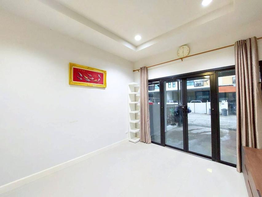 ขายทาวน์โฮม 22 ตร.ว. โมเดิร์น เดอะโมดิช ราชพฤกษ์-กาญจนาภิเษก ถูกมาก (ต่ำกว่าทุน) ต่อเติม แอร์-เฟอร์ฯ ครบพร้อมอยู่ 5