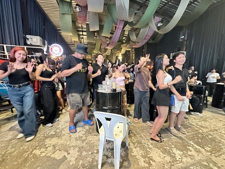 ดนตรีงานอีเวนท์ ดนตรีในผับ รูปที่ 2