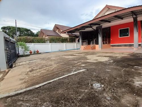 บ้านเดี่ยว ชั้นเดียว เนื้อที่ 83.5 ตร.ว.  ต.นครชุม อ.เมืองกำแพงเพชร จ.กำแพงเพชร 19