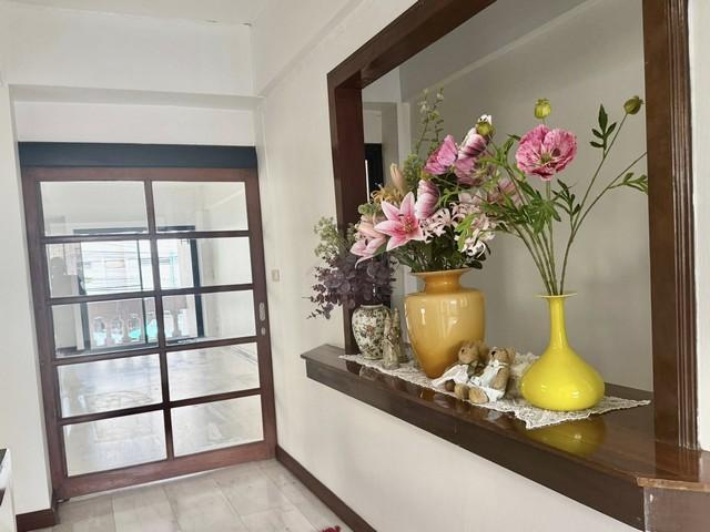 ให้เช่า โฮมออฟฟิศ 4 ชั้น ดาดฟ้า หลังริม 500 ตรม. 8 ห้องใหญ่ ซอยสุขุมวิท 4 ใกล้ BTS นานา 4