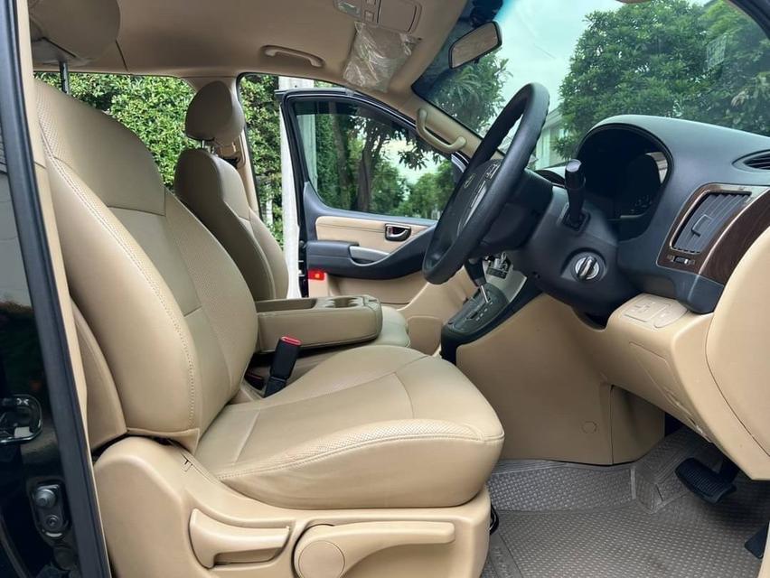 ขาย Hyundai H1 2.5Elite ปี18 9