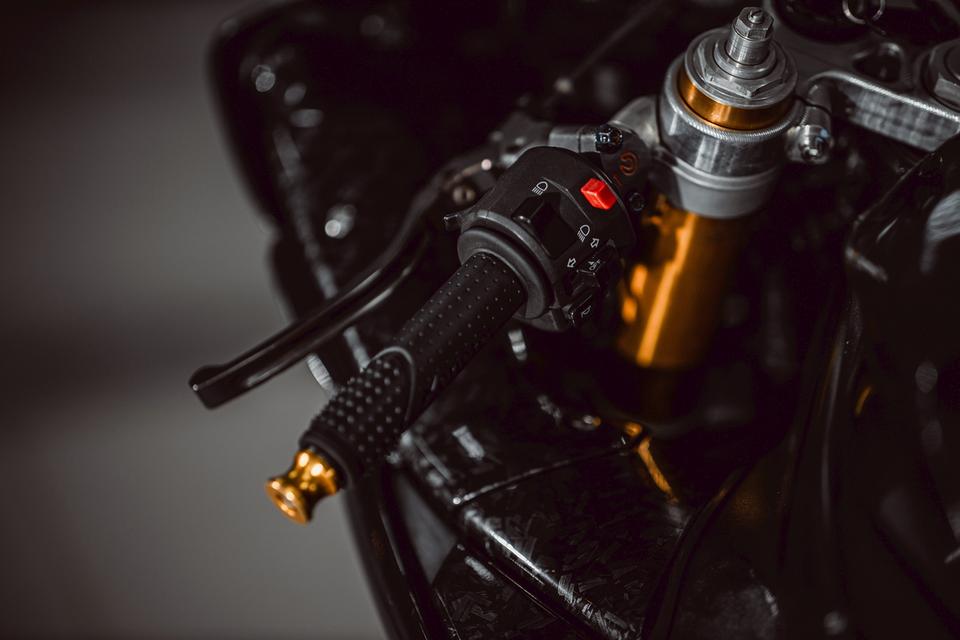 YAMAHA R1 2011 ทะเบียนแท้ รถมือสอง