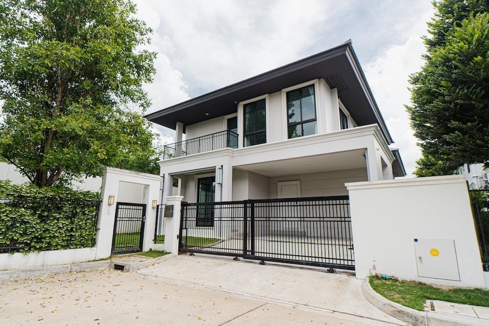ให้เช่าบ้านเดี่ยว หลังใหญ่ โครงการ เศรษฐสิริ พัฒนาการ | บ้านหลังหัวมุม พื้นที่กว้าง 4 ห้องนอน 3 ห้องน้ำ | ตกแต่งเรียบหรู พร้อมอยู่ทันที 2