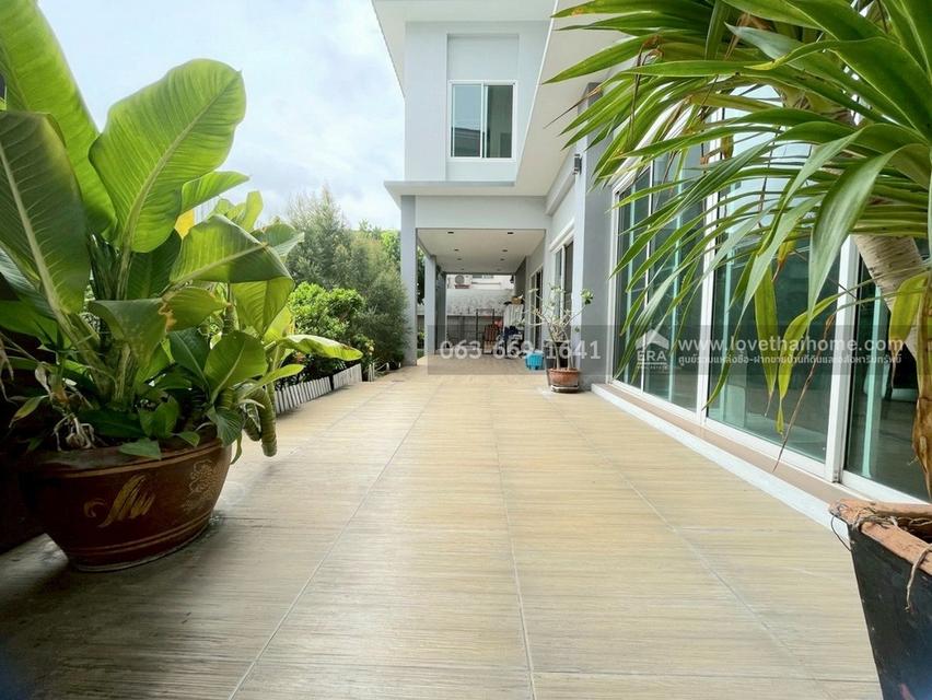 ขายด่วนบ้านเดี่ยวหรู ซอยรัชดา-รามอินทรา 3 พื้นที่ 100 ตรว. จัดเต็มทุกฟังก์ชัน ใกล้เมืองแต่สงบ ทำเลทองที่ไม่ควรพลาด 5 นาทีถึงโทลล์เวย์ 15