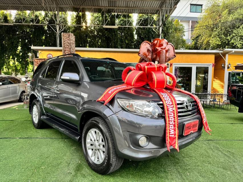 Toyota Fortuner ตัว G SUV เกียร์อัตโนมัติ เครื่อง2.5cc. ดีเซล ปี2013~รถมือสองฟรีดาวน์ ออกรถ 0 บาท ปรึกษาฟรีทุกเงื่อนไข ไม่มีวันหยุด