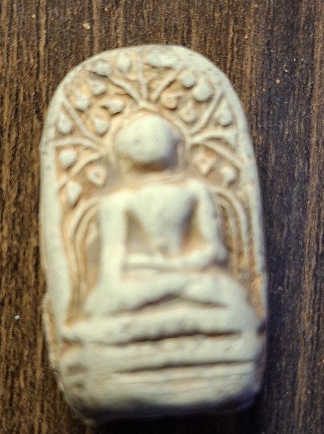 พระคงลำพูน กรุเก่า พิมพ์นิยม