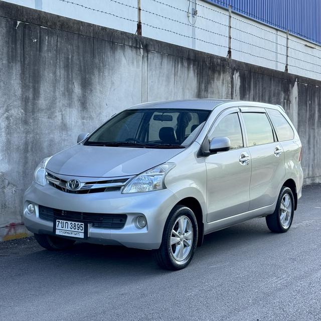 Toyota Avanza 1.5 Auto ปี 12