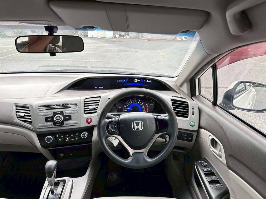 รหัสรถ QT4487 Honda Civic FB 1.8 S เกียร์ Auto สีขาว ปี2013 11