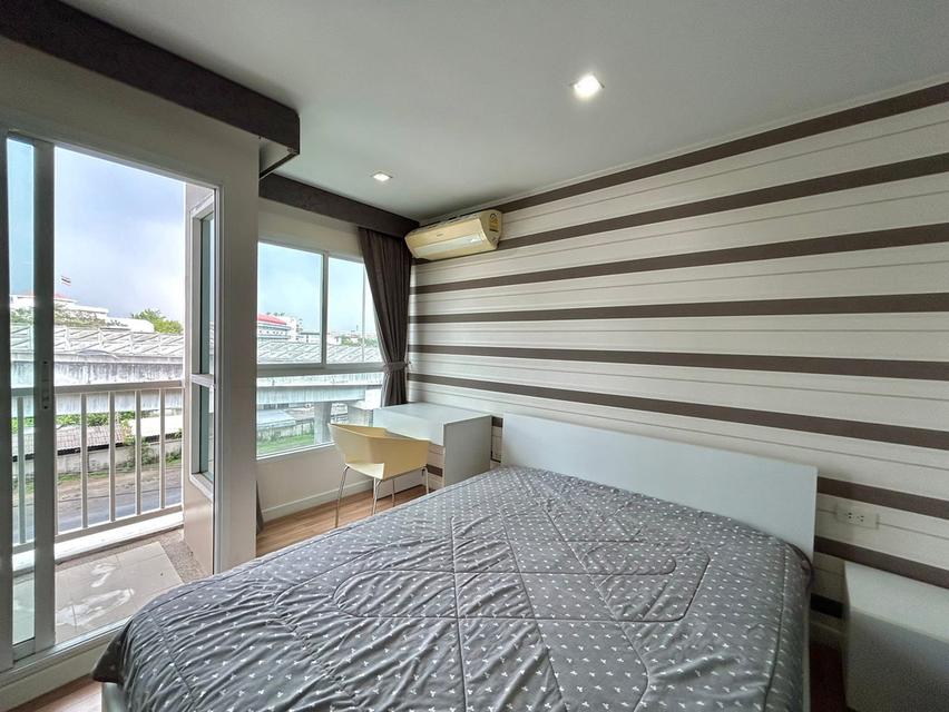 วี คอนโด เอกมัย - รามอินทรา 15