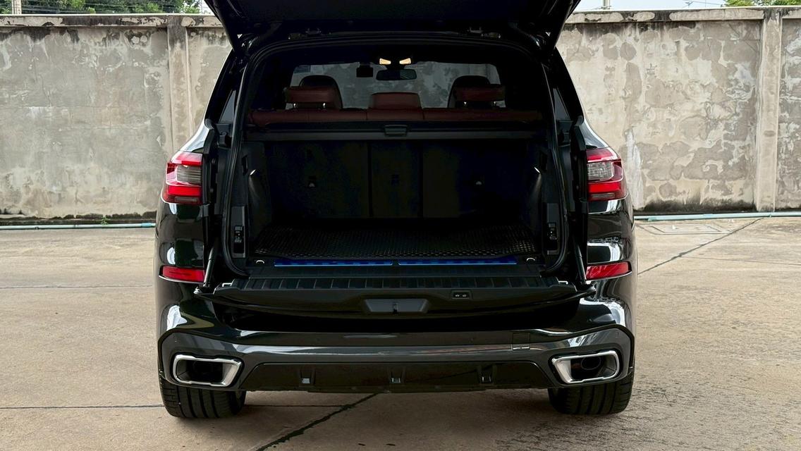 BMW X5 xDrive45e M Sport รถออกสิ้นปี 2022 ไมล์ 43,xxx กม.