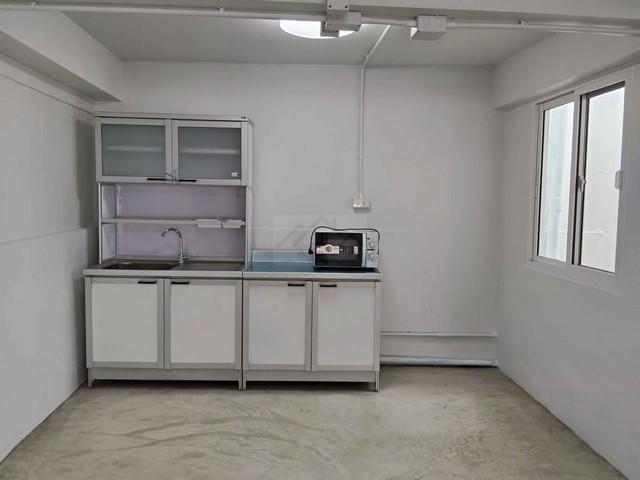 ให้เช่าบ้าน 2 ชั้น 50 ตรว. โชคชัย 4 ซอย 56 รีโนเวทใหม่ เครื่องใช้ไฟฟ้าใหม่ ทำเลดี แหล่งชุมชน เหมาะอยู่อาศัยและทำออฟฟิศ 4