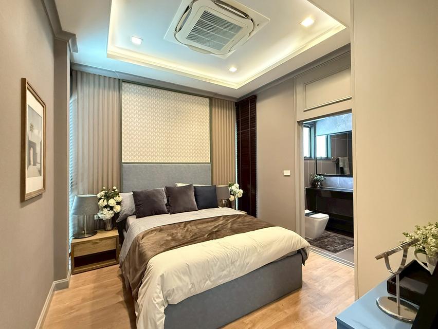 ขายบ้านตัวอย่าง พร้อมเฟอร์นิเจอร์ทุกชิ้น พื้นที่ 419 ตร.ม. ที่ดิน 88.2 ตร.ว. บางกอกบูเลอวาร์ด เวสต์เกต Bangkok Boulevard Wesgate 11