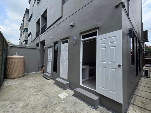 T26-691 ให้เช่า อาคารพาณิชย์ - กรุงเทพ ใกล้กับ ติดทางด่วน ห้องนอน 7 ห้อง ห้องน้ำ 6 ห้อง 67 ตารางวา 7