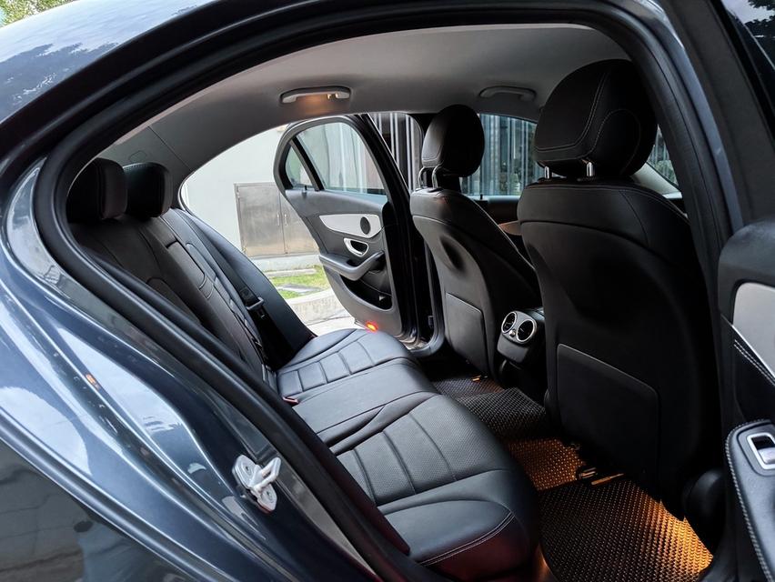 รหัสรถ AVA7774 🌟 Benz C200 AMG เบนซินล้วน w205 ปี 2016 12